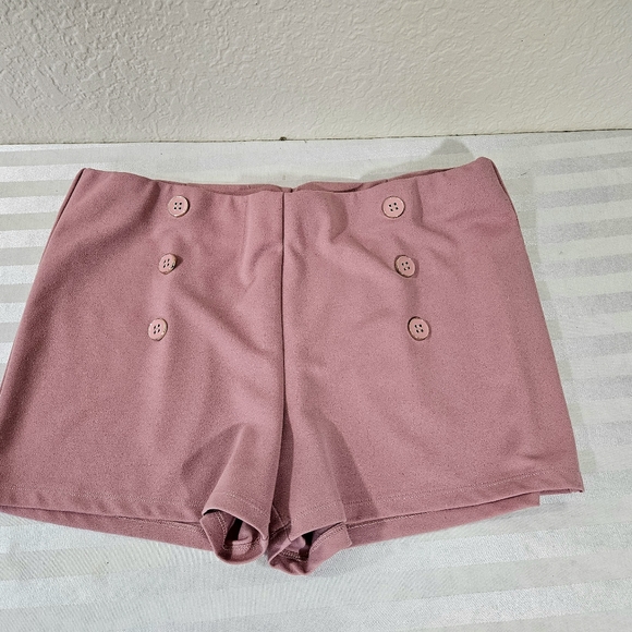 Messini Rose Color Shorts - Picture 3 of 10